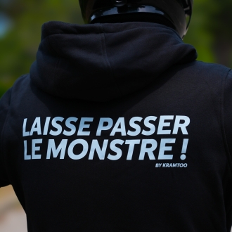 Sweat à capuche Kramtoo “ Laisse passer le Monstre ”