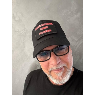 Casquette Trucker Noire "RANGEZ LES ARMES. OUVREZ VOS CŒURS" Marseille