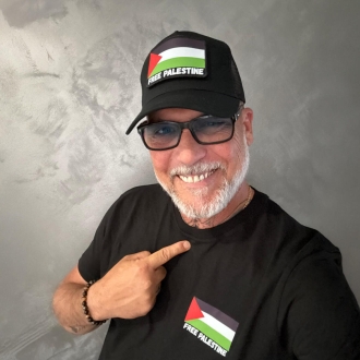 T-shirt Noir " Free Palestine " drapeau